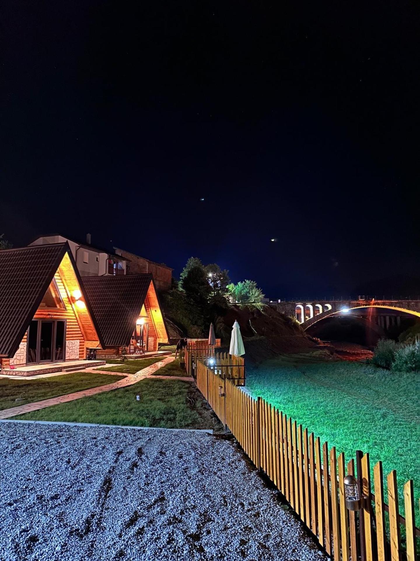 Waterfront Peace Villa Mojkovac Bagian luar foto