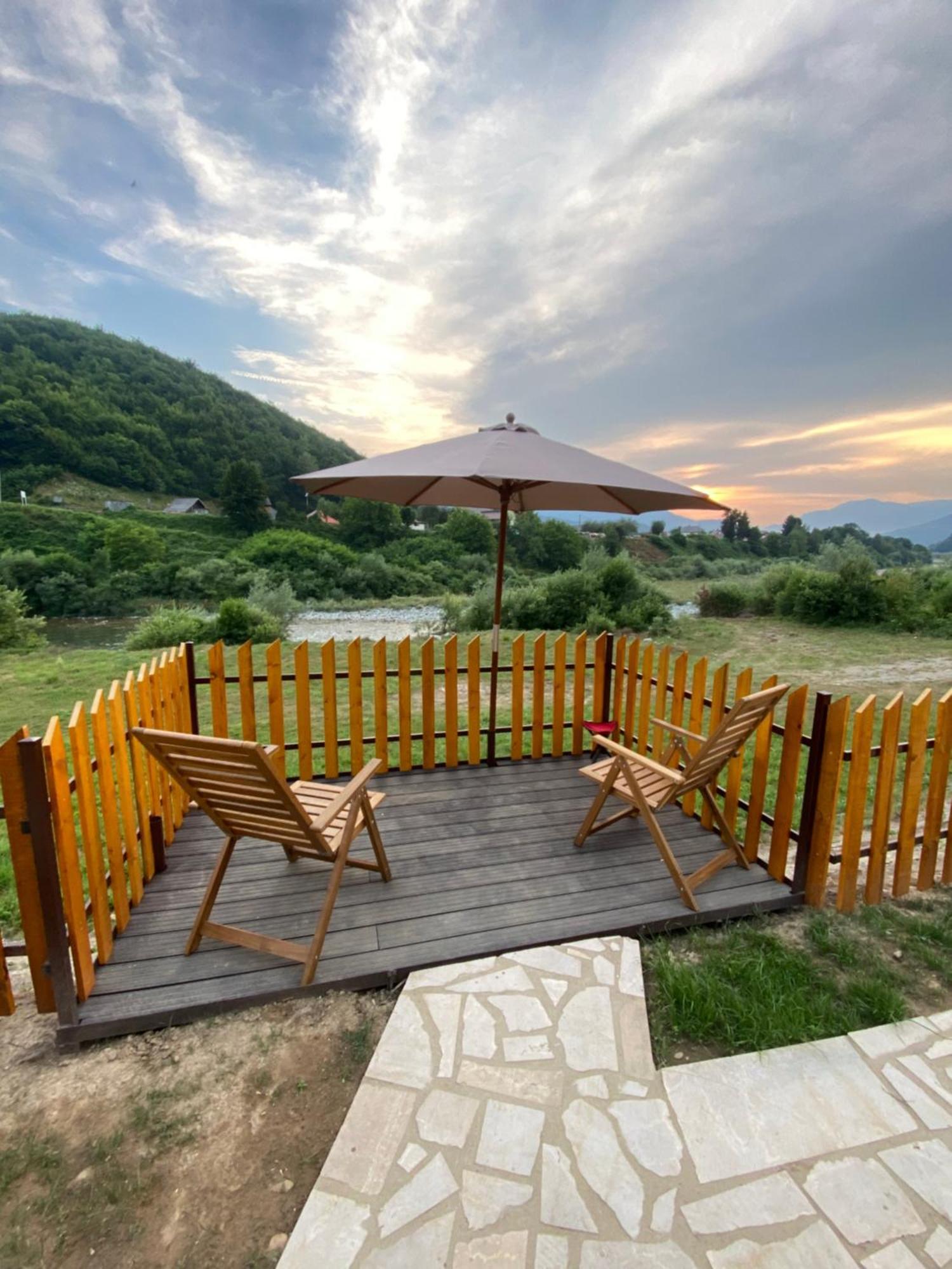 Waterfront Peace Villa Mojkovac Bagian luar foto